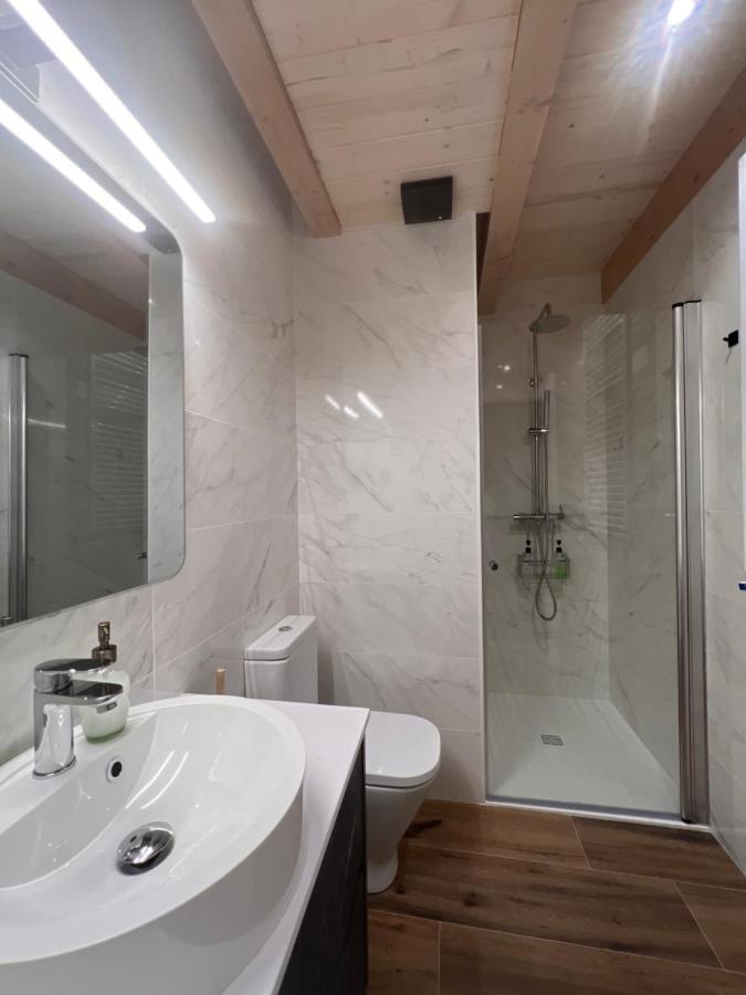Apartamentos Turisticos: Tu Casa En Sahún Kültér fotó