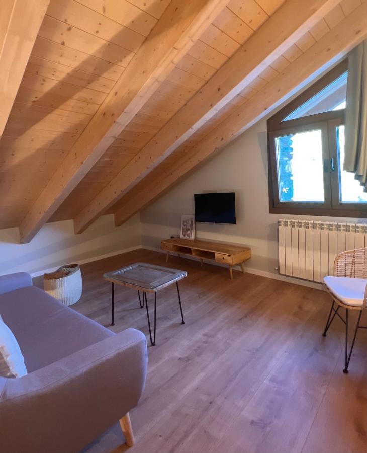 Apartamentos Turisticos: Tu Casa En Sahún Kültér fotó