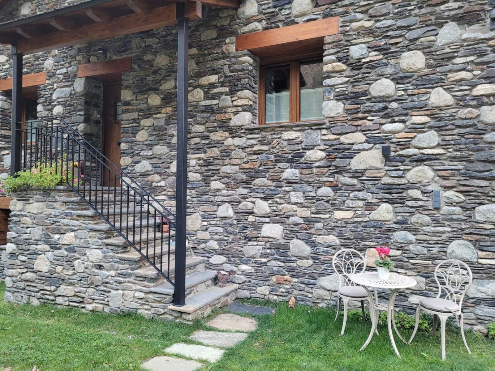 Apartamentos Turisticos: Tu Casa En Sahún Kültér fotó